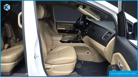 KIA CARNIVAL 9-SEATER PRESTIGE