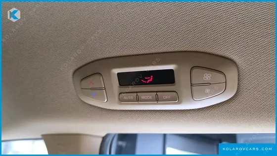 KIA CARNIVAL 9-SEATER PRESTIGE