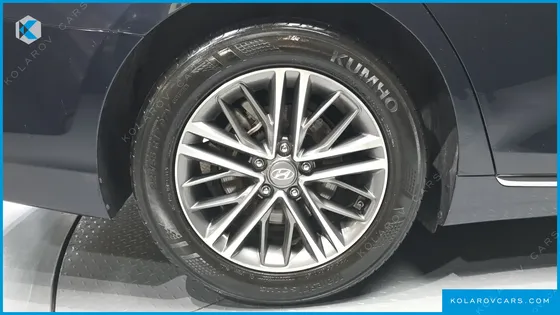 HYUNDAI GRANDEUR 2.4 PREMIUM