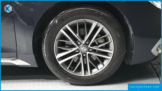 HYUNDAI GRANDEUR 2.4 PREMIUM