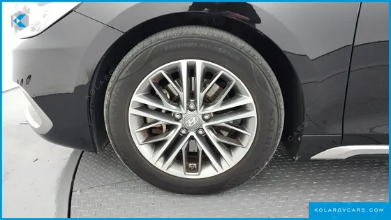 HYUNDAI GRANDEUR 2.4 PREMIUM