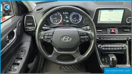 HYUNDAI GRANDEUR 3.0 EXCLUSIVE