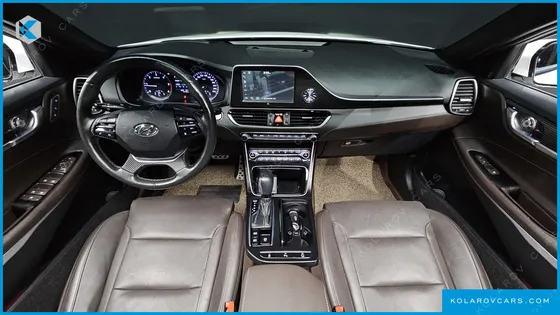 HYUNDAI GRANDEUR 2.2 DIESEL PREMIUM
