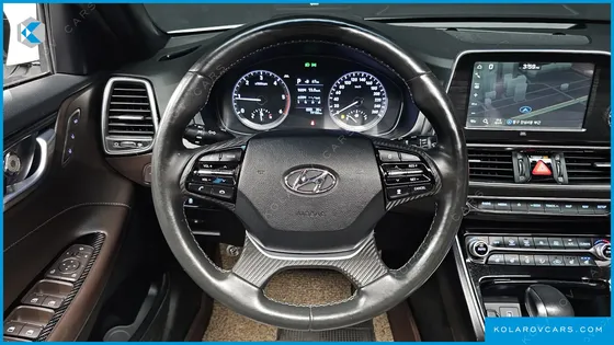 HYUNDAI GRANDEUR 2.2 DIESEL PREMIUM