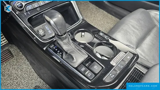 HYUNDAI GRANDEUR 3.3 CELEBRITY