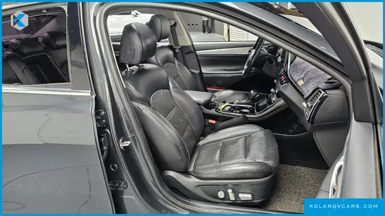 HYUNDAI GRANDEUR 3.3 CELEBRITY