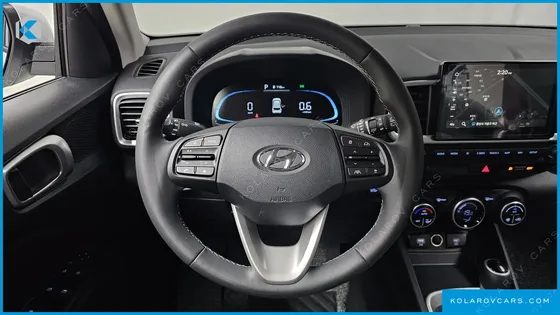 HYUNDAI VENUE 1,6 PREMIUM