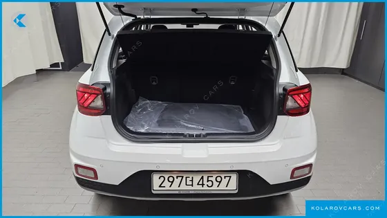 HYUNDAI VENUE 1,6 PREMIUM