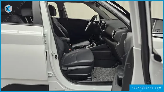 HYUNDAI VENUE 1,6 PREMIUM