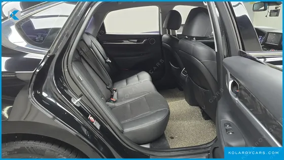 HYUNDAI GRANDEUR 2.4 PREMIUM