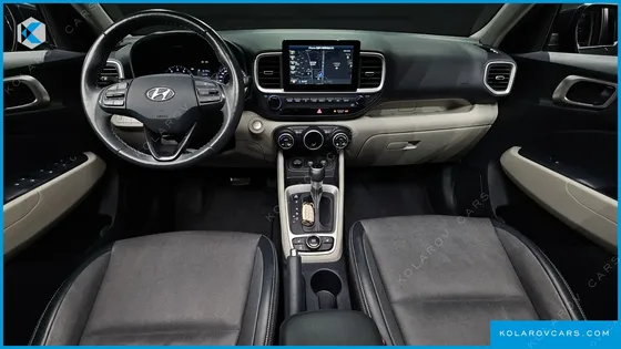HYUNDAI VENUE 1.6 MODERN