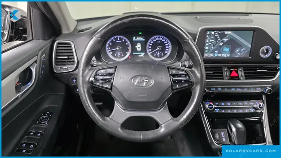 HYUNDAI GRANDEUR 3.0 EXCLUSIVE