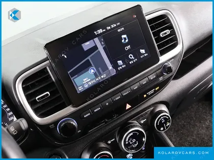HYUNDAI VENUE 1.6 MODERN
