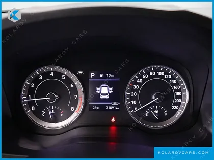 HYUNDAI VENUE 1.6 MODERN