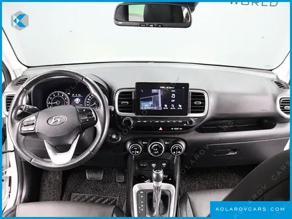 HYUNDAI VENUE 1.6 MODERN