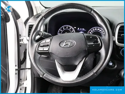 HYUNDAI VENUE 1.6 MODERN