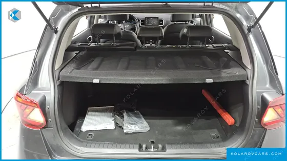 HYUNDAI VENUE 1.6 MODERN