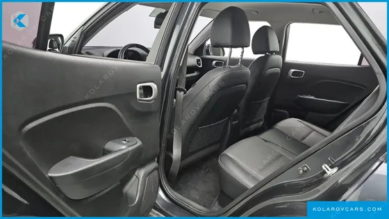 HYUNDAI VENUE 1.6 MODERN