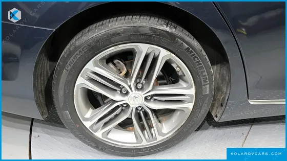 HYUNDAI GRANDEUR 2.4 SPECIAL
