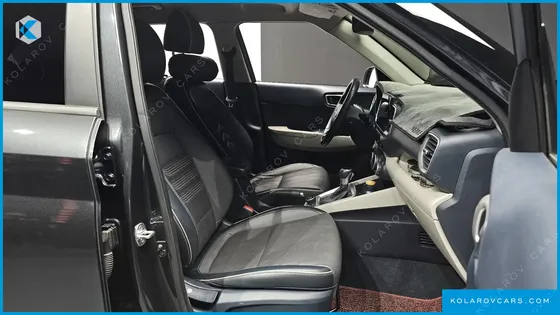 HYUNDAI VENUE 1.6 FLUX