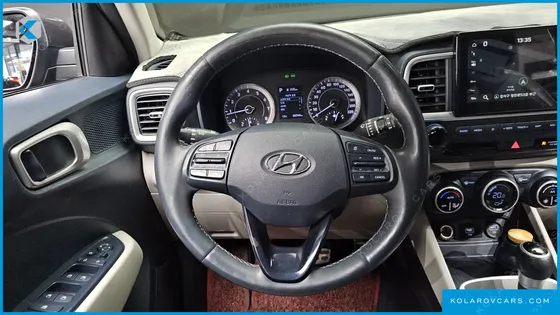HYUNDAI VENUE 1.6 FLUX
