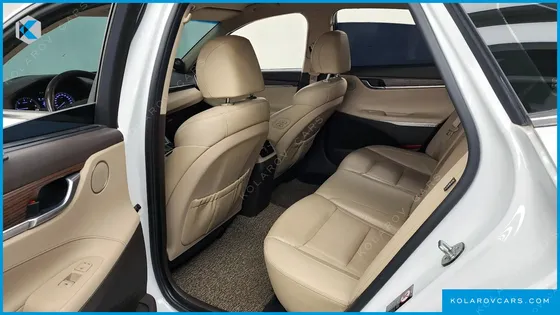 HYUNDAI GRANDEUR 2.2 DIESEL PREMIUM