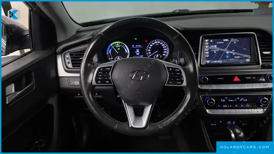 HYUNDAI SONATA MODERN