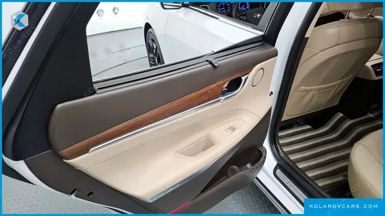 HYUNDAI GRANDEUR 2.4 PREMIUM