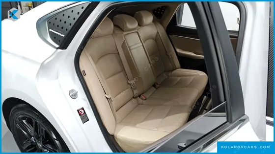 HYUNDAI GRANDEUR 2.4 PREMIUM