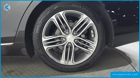HYUNDAI GRANDEUR 3.0 EXCLUSIVE