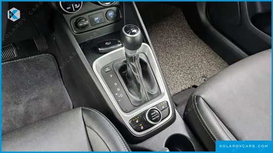 HYUNDAI VENUE 1.6 MODERN