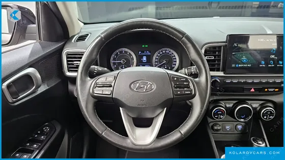 HYUNDAI VENUE 1.6 MODERN