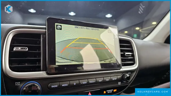 HYUNDAI VENUE 1.6 MODERN