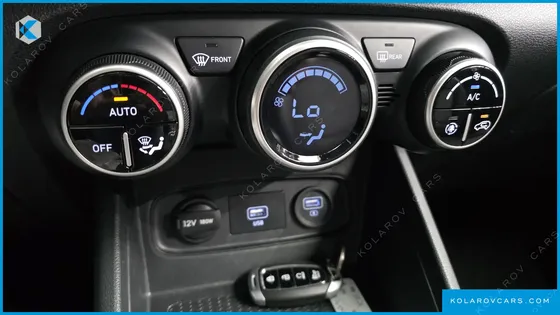 HYUNDAI VENUE 1.6 SMART