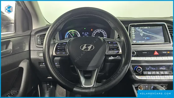HYUNDAI SONATA MODERN