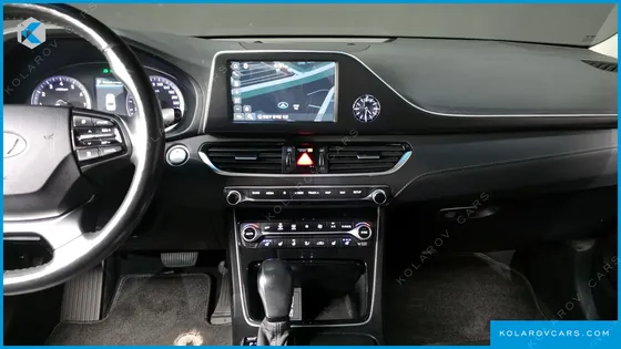 HYUNDAI GRANDEUR 3.0 LPI EXCLUSIVE (RENTAL CAR)