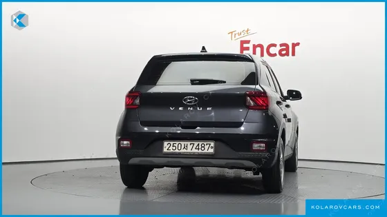HYUNDAI VENUE 1.6 MODERN