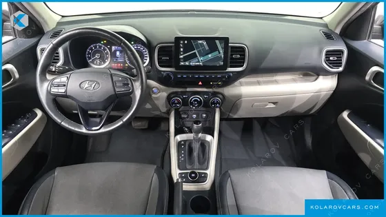 HYUNDAI VENUE 1.6 MODERN