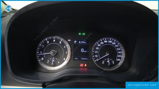 HYUNDAI VENUE 1.6 MODERN