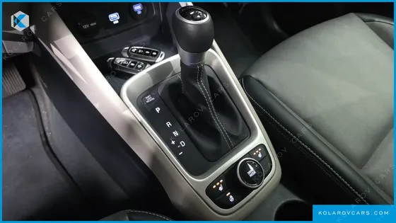 HYUNDAI VENUE 1.6 MODERN