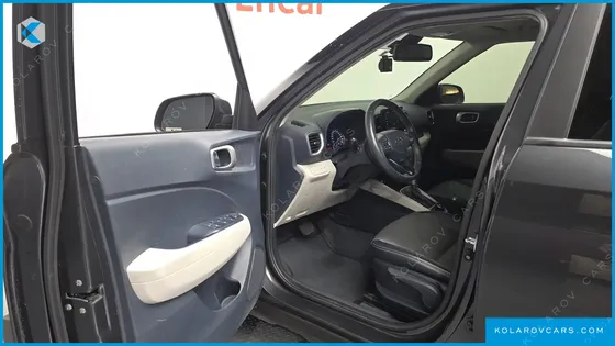 HYUNDAI VENUE 1.6 MODERN