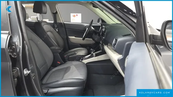 HYUNDAI VENUE 1.6 MODERN
