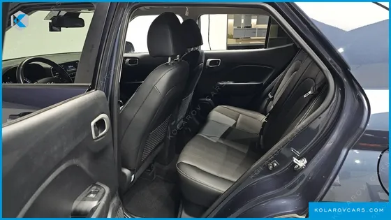 HYUNDAI VENUE 1.6 MODERN