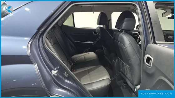 HYUNDAI VENUE 1.6 MODERN