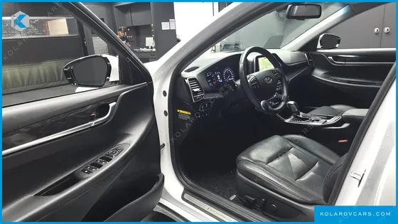 HYUNDAI GRANDEUR 2.4 PREMIUM