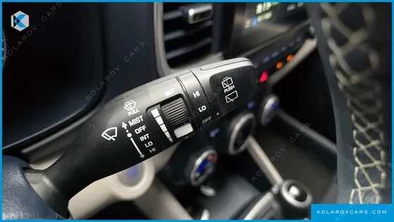 HYUNDAI VENUE 1.6 MODERN