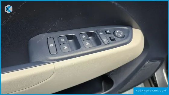 HYUNDAI VENUE 1.6 MODERN