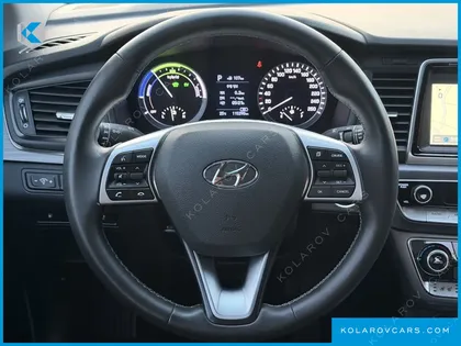 HYUNDAI SONATA MODERN