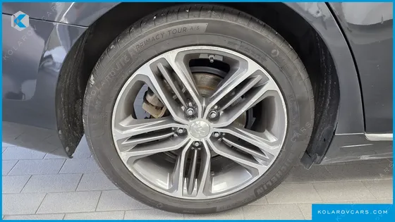 HYUNDAI GRANDEUR 2.4 PREMIUM