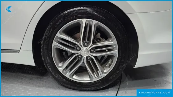 HYUNDAI GRANDEUR 3.0 EXCLUSIVE